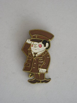 QW9 N 92 - insigna - militar - soldat in uniforma foto