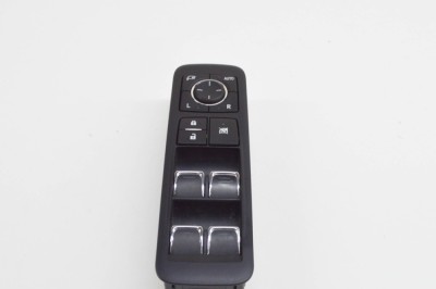 Buton geam ușă dreapta față LEXUS RX _L2_ 2019 OEM: 84040-48220 20484772 foto