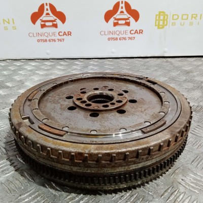 Volanta Mercedes 2.2D 2011-2019 foto