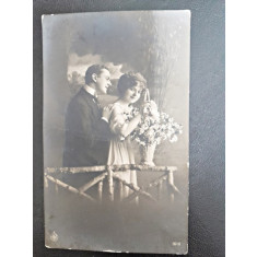 Fotografie tip Carte postala, femeie si barbat, 1917, necirculata