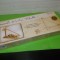 Kituri PATHFINDERS - Catapulta Trebuchet a lui LEONARDO DA VINCI , joc de constructie , model ecologic lemn