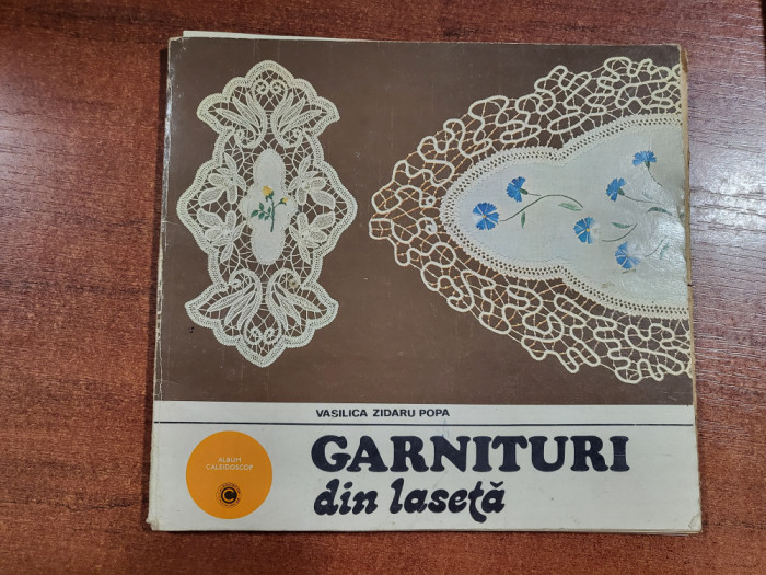 Garnituri din lanseta de Vasilica Zidaru Popa