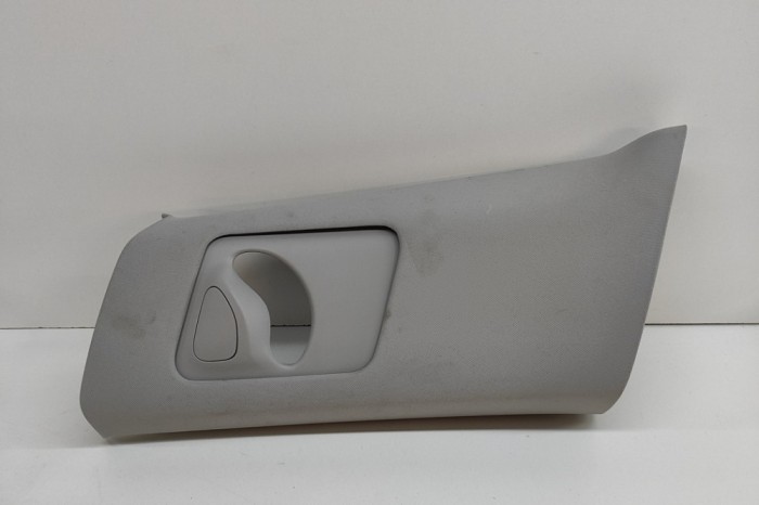 Ornament st&acirc;lp B st&acirc;nga TESLA MODEL 3 2023 OEM: 1086245-01-J 22060518