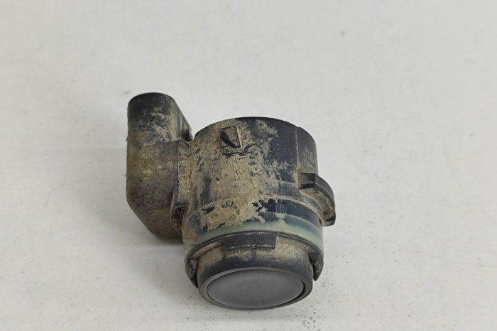 Senzor de parcare față BMW 2 Active Tourer F45 2019 OEM: 9283201 27135411