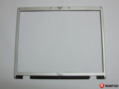 Rama capac LCD Fujitsu Siemens Lifebook E8110 CP275003 foto