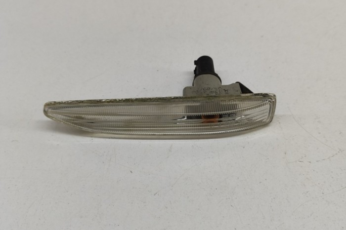 Semnalizare aripa st&acirc;nga față BMW 7 E65, E66, E67 2003 OEM: 6906393 | 27906612