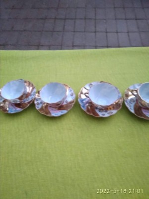 Lot de 4 cesti de cafea din portelan foto