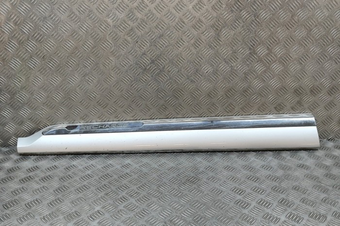 Bandou inferior ușă st&acirc;nga față VOLVO XC90 II 2021 OEM: 31448427,31448417 27977707