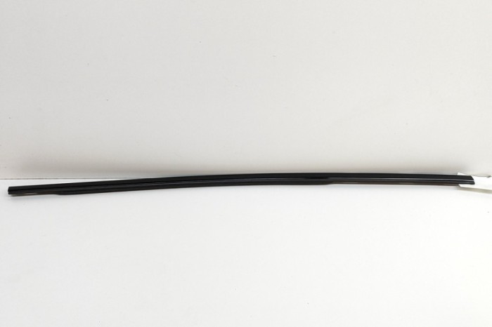 Chedar geam ușă dreapta spate PEUGEOT 2008 II 2021 OEM: 9825967780 28311734