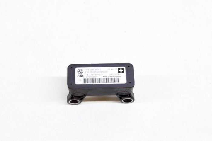 Senzor de accelerație VW TOUAREG 7P5 2015 OEM: 10.1701-0769.3,7P0907652C 12108498