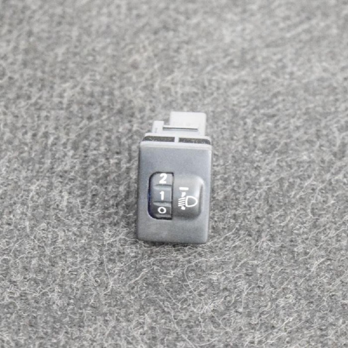 Comutator TOYOTA VERSO _R2_ 2013 OEM: 84152-0D090 10809125