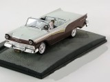 Macheta Ford Fairlane MK2 1957 diorama James Bond 007 - Altaya 1/43, 1:43