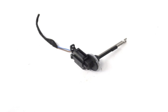 Senzor de temperatură AUDI A5 Sportback 8TA 2015 OEM: 6Q0820539 17221104