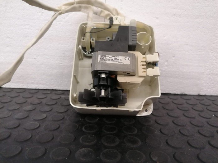 Pompa de vid EPV30.70.11 frigider Hotpoint Ariston , ventilator / R17