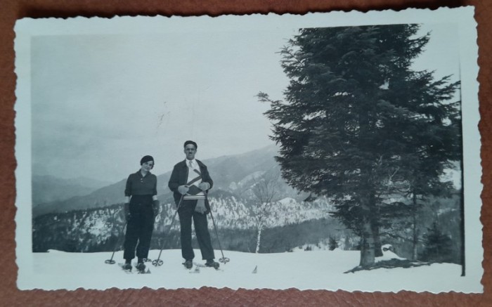 Fotografie, familia Litarczek la schi la Predeal, 1934
