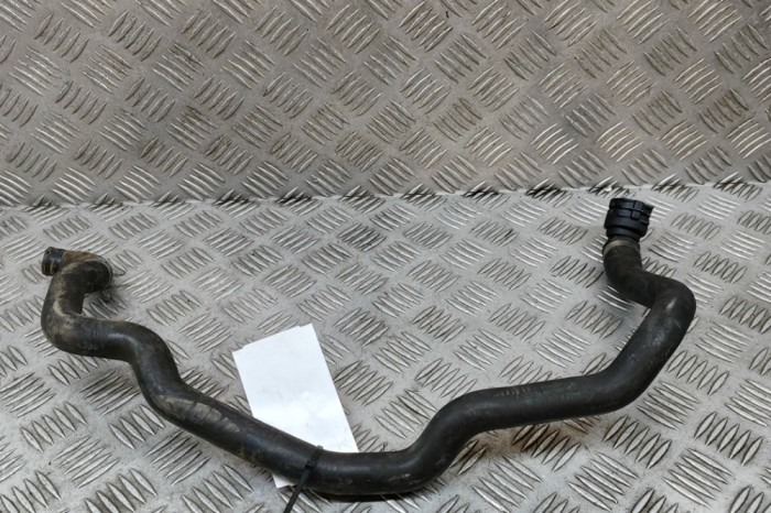 Furtun de lichid de răcire BMW 7 F01, F02 2011 OEM: 9119178 28427062