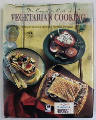 THE COMPLETE BOOK OF VEGETARIAN COOKING , edited by VERONICA SPERLING and CHRISTINE McFADDEN , 1996 foto