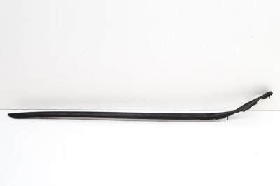 Ornament vertical parbriz dreapta VOLVO V90 II 2017 OEM: 31386575 | 20516250 foto