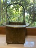 Cos Art Nouveau, inaltime 22 cm, diam 15,5 la partea rotunda, metal, f frumos