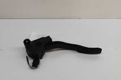 Pedala de accelerație JAGUAR XE X760 2015 OEM: GX73-9N742-AA 29437787 foto