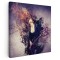 Tablou femeie cantand la chitara mov 2046 Tablou canvas pe panza CU RAMA 80x80 cm