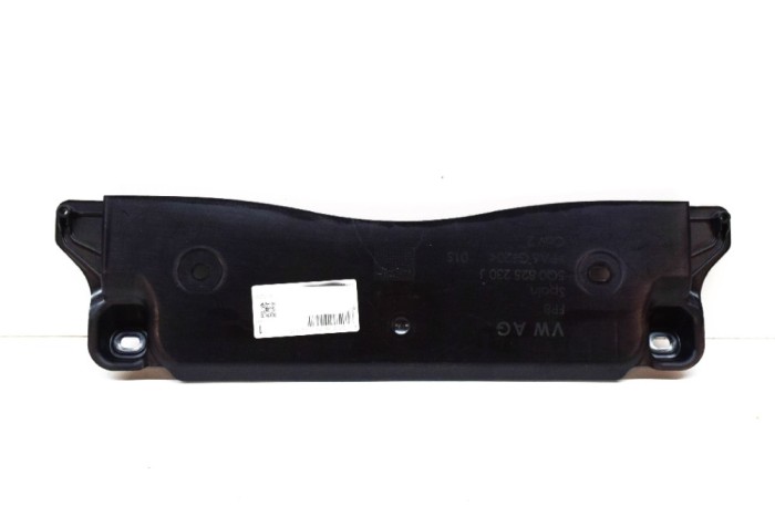 Scut motor dreapta spate AUDI Q3 F3 2019 OEM: 5Q0825230J 11696444