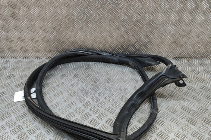 Garnitura ușă dreapta față VW ARTEON 3H7 2017 OEM: 3G8867338M | 25683028