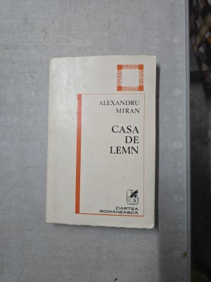 Casa de lemn - Alexandru Miran foto