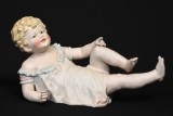 Statueta din portelan biscuit - Piano Baby / decor pentru pian - atelier Germania - cca.1880