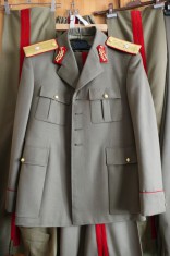 VESTON DE GENERAL BRIGADA GENERAL MAIOR ROMANIA CU EPOLETI 1 STEA * PETLITE foto