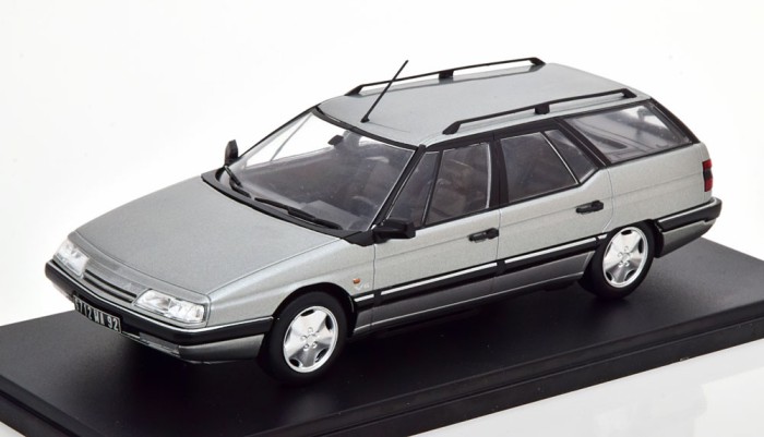 Macheta Citroen XM Break 1992 silver - IXO/ Hachette 1/24