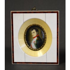 Napoleon Bonaparte - miniatura pictata in rama fildes - jumatatea secolului XIX