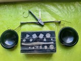 H209-Cantar BIJUTIER sovietic URSS cutie cu 14 greutati mici metal argintiu de la 1 gram la 500 grame stare buna. TRANSPORT CARGUS/ FANBOX.