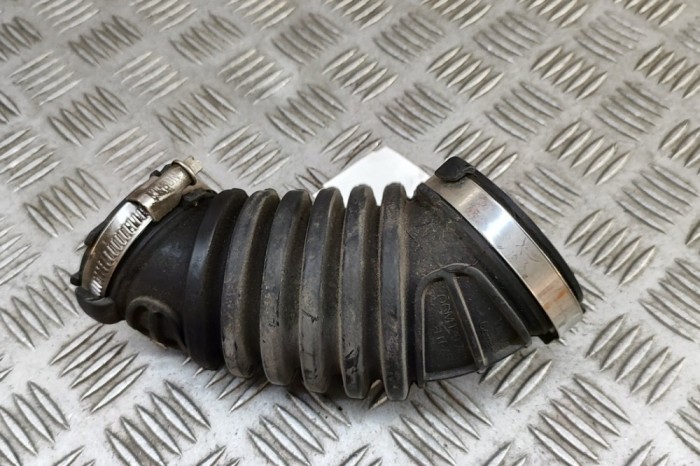Tub de admisie aer PORSCHE CAYENNE Coupe 9YB 2023 OEM: 06M129740D 30745599