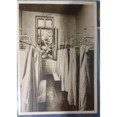 Carte postala - Scoala centrala de fete din Bucuresti: Sala de dusuri