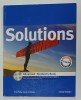 SOLUTIONS , ADVANCED STUDENT &#039;S BOOK by TIM FALLA and PAUL A . DAVIES , CD - ROM INCLUS , 2009