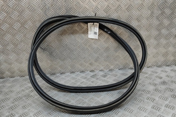 Garnitura ușă st&acirc;nga spate VOLVO XC60 II 246 2023 OEM: 31108802 | 30485822