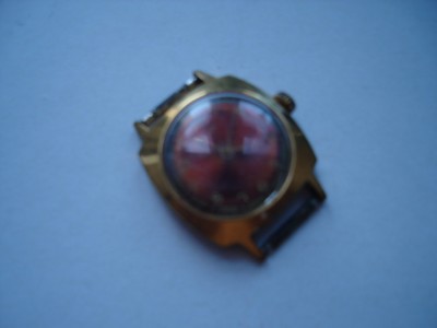 Ceas dame mecanic sovietic Luch, carcasa aurita AU10, functioneaza foto