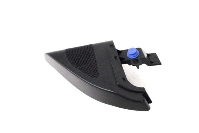 Capac difuzor INFINITI Q30 2016 OEM: 802925DA0A,802925DA3A,802925DA4A,802925DA1A,802925DA2A 16025921