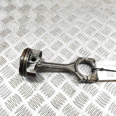 Piston TOYOTA YARIS CROSS MXP_ 2024 OEM: 13201-29835-A0,13101-F2040 foto