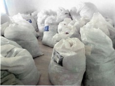 LICITATIE STOC MARFA-2982 ARTICOLE DE &Icirc;MBRĂCĂMINTE (GECI, COMPLEURI, ROCHII, SALOPETE, COSTUME BAIE, PIJAMELE), PREȚ REDUS CU 50%