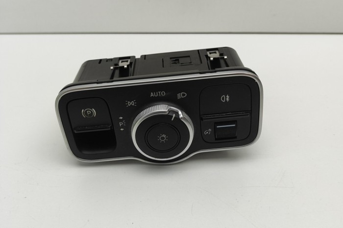 Modul de control comutator faruri MERCEDES-BENZ CLA Coupe C118 2023 OEM: A2479052902 29832989