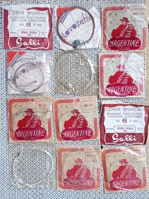 Lot 12 corzi chitara retro vintage