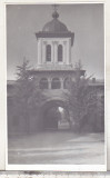 Bnk foto Manastirea Plumbuita - 1983, Alb-Negru, Romania de la 1950, Cladiri