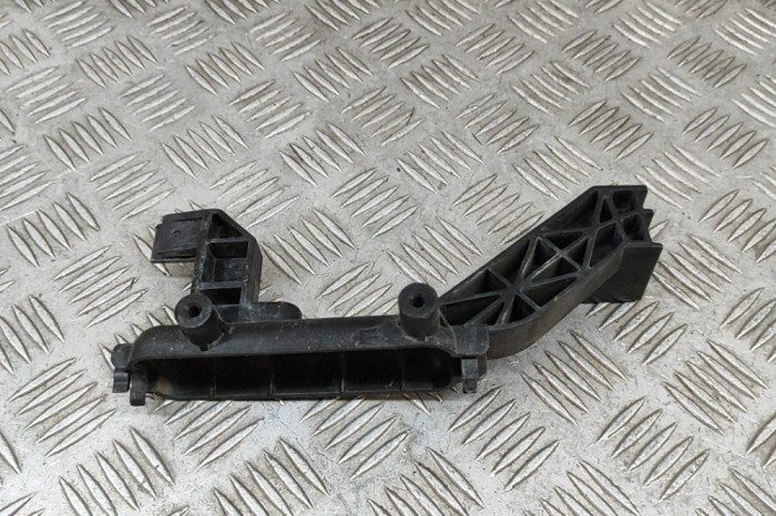 Suport radiator MASERATI GHIBLI M157 2019 OEM: 670009824,16466215 28976824
