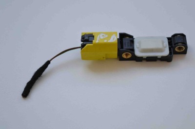 Senzor de impact dreapta față VW TOUAREG 7LA, 7L6, 7L7 2006 OEM: 7L0909606B | 1921714 foto