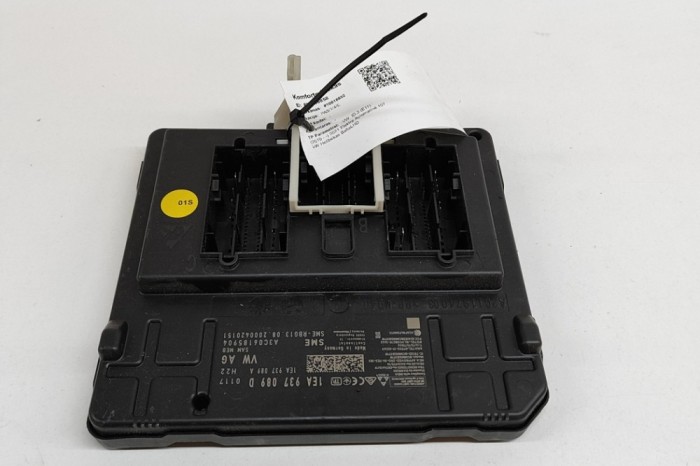 VW ID.3 E11 2021 OEM: A2C11974102,1EA937089D,1EA937089A,A3C06185904 SKU: 22968858