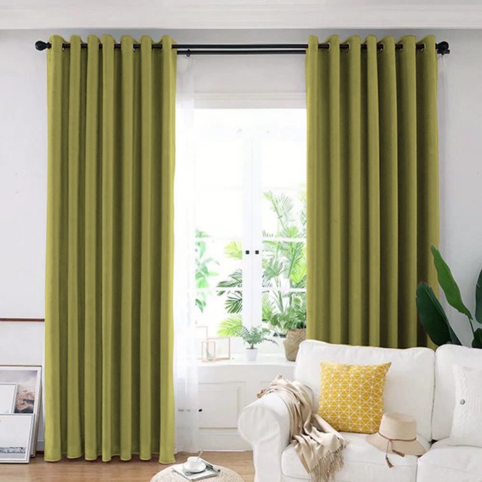 Set draperie din catifea blackout cu inele argintii, Madison, 250x270 cm, densitate 700 g/ml, Sycamore, 2 buc