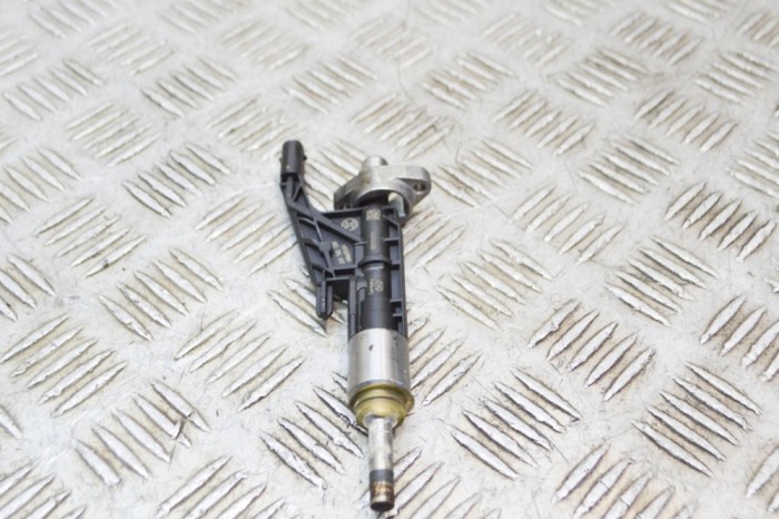 Injector de combustibil BMW X4 G02, F98 2019 OEM: 7639990,0261500539 17812586
