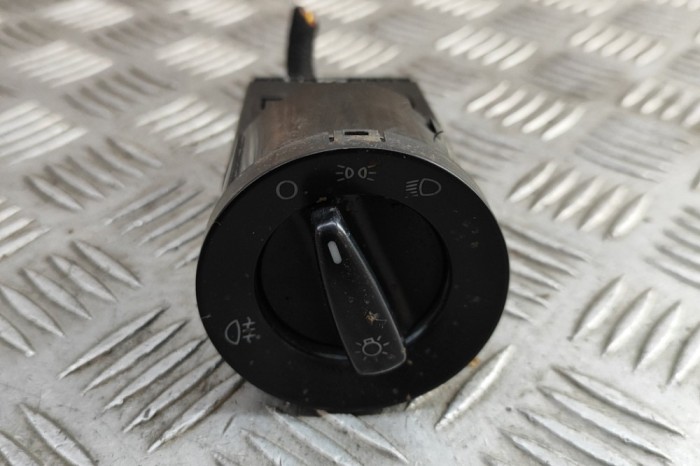 Modul de control comutator faruri VW BEETLE Cabrio 1Y7 2005 OEM: 1C0941531 31539561